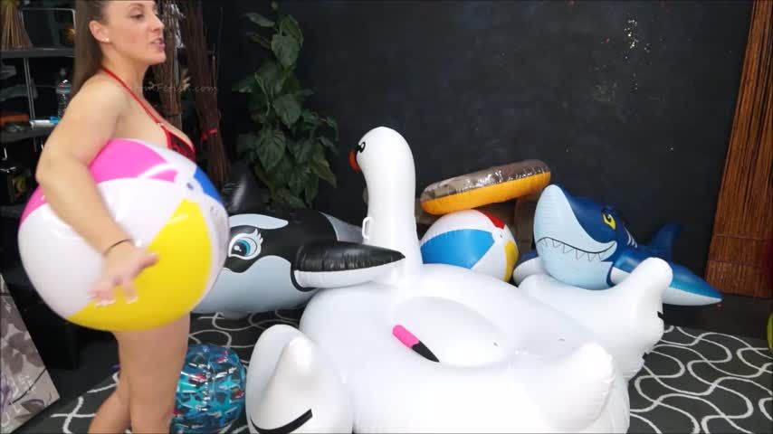 Melanie Hicks' Inflatable Masturbation