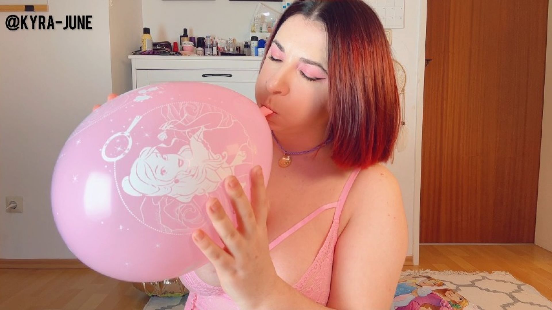 Non Pop ASMR Balloon Blowing and Play