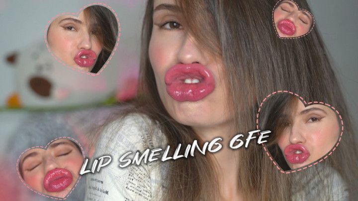 Sexy girl lip smelling GFE