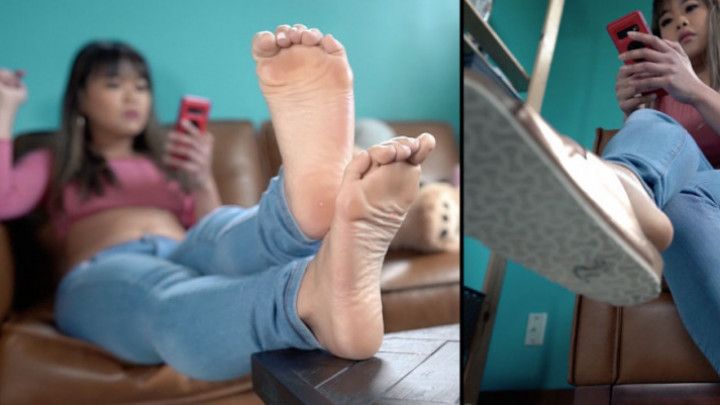 HOME OFFICE FOOT TEASE - IGNORED FOOT BITCH