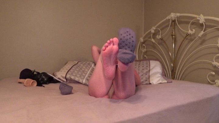 Take my slippers off and worship my bare