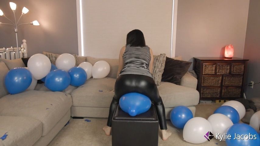 Blue and White Balloon Chair Sit Pop