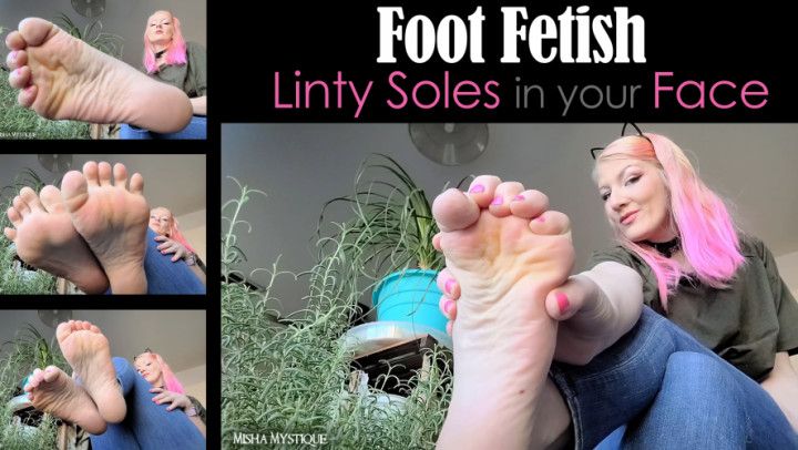 Foot Fetish Linty Soles in your Face - wrinkled soles - feet