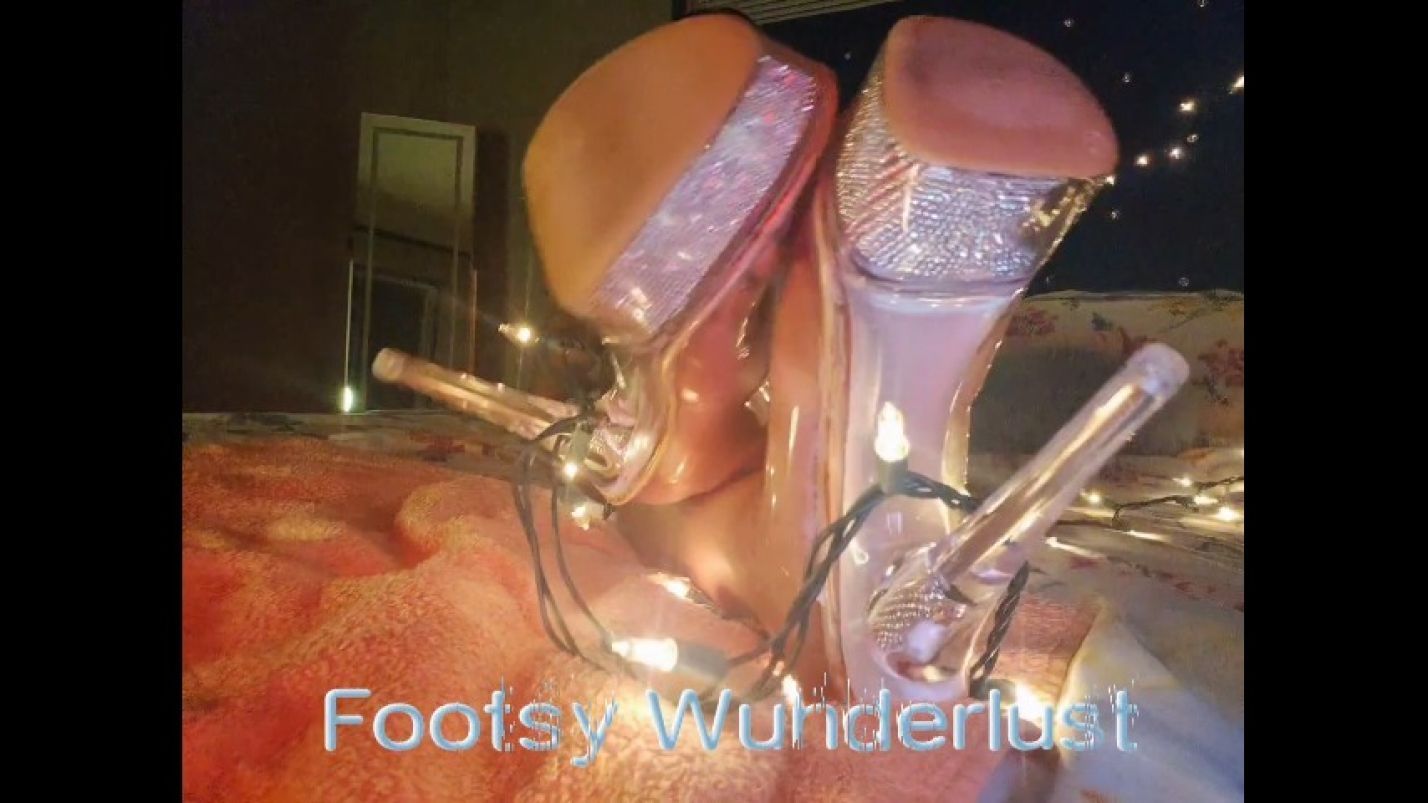 Footsy Wunderlust