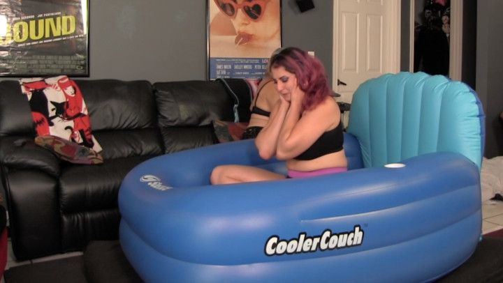 Gia &amp; Jenni: Inflatable Popping Fun FULL