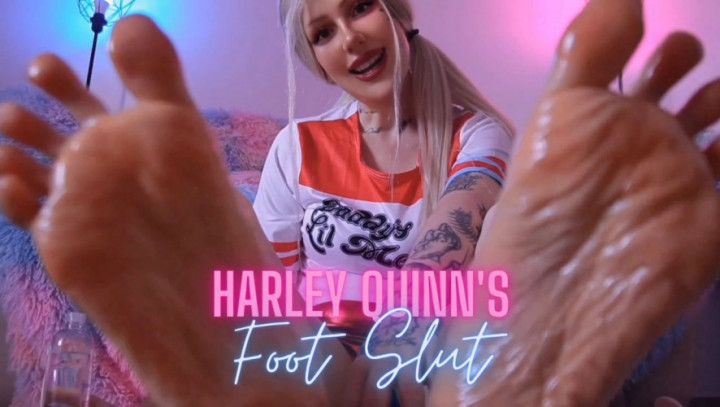 Harley Quinn's Foot Slut