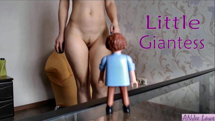 Giantess