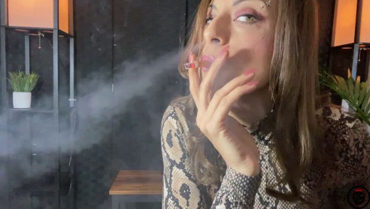 Sexiest Smoking Styles In Slo Mo