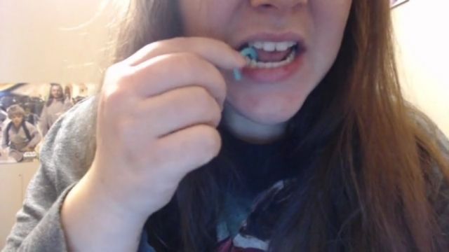 Flossing my Pretty Teeth