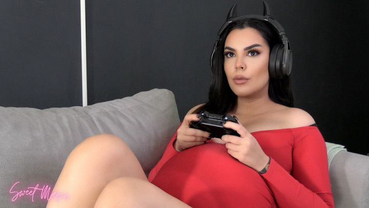 Gamer GF burps with a big belly