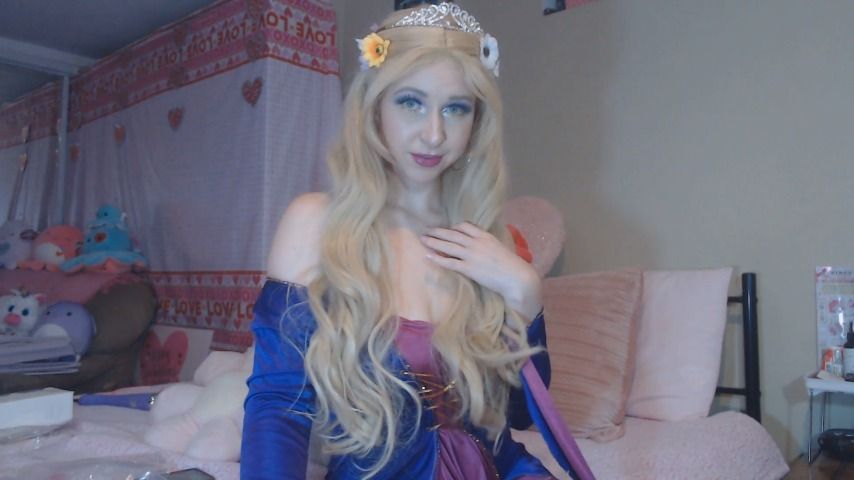 Rapunzel cosplay