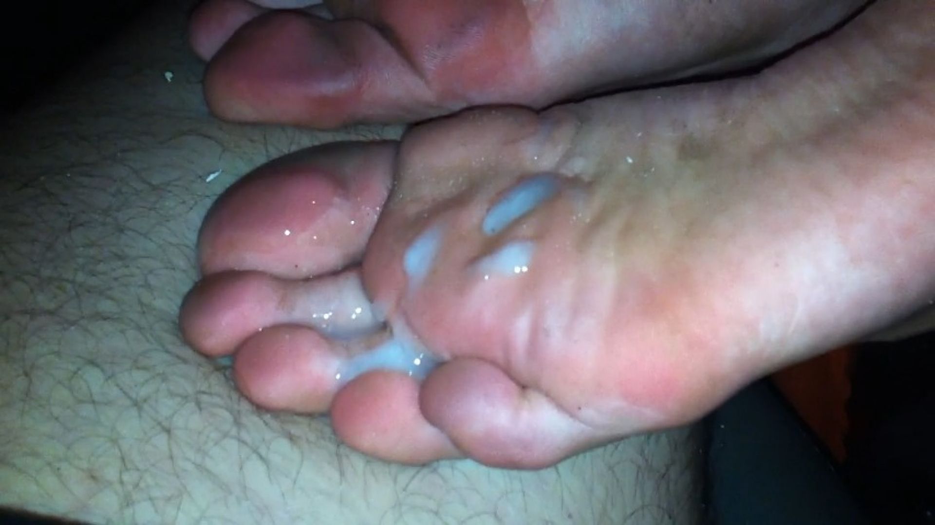 DIRTY SOLES JERK OFF