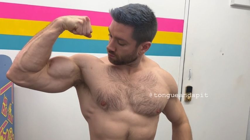 Mick Flexing Part5 Video1