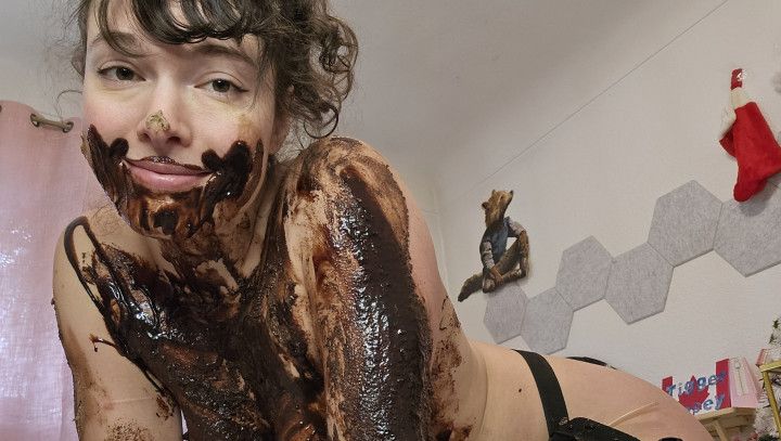 Chocolate Cake and Syrup Sploshing with Futanari Jerk Off