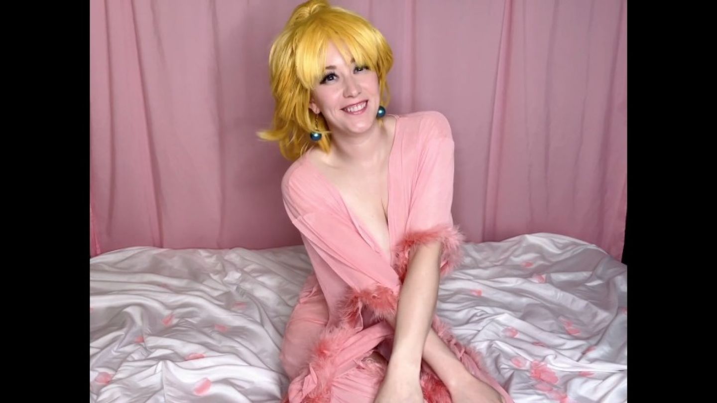 Princess Peach Lotion Fetish