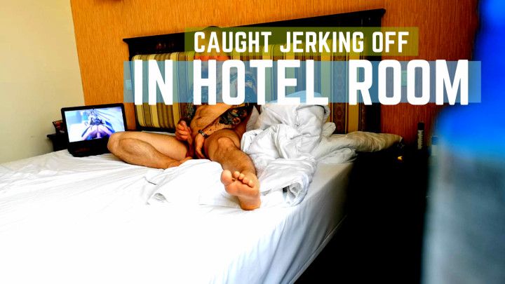 Hotel hidden cam caught guy jerking off