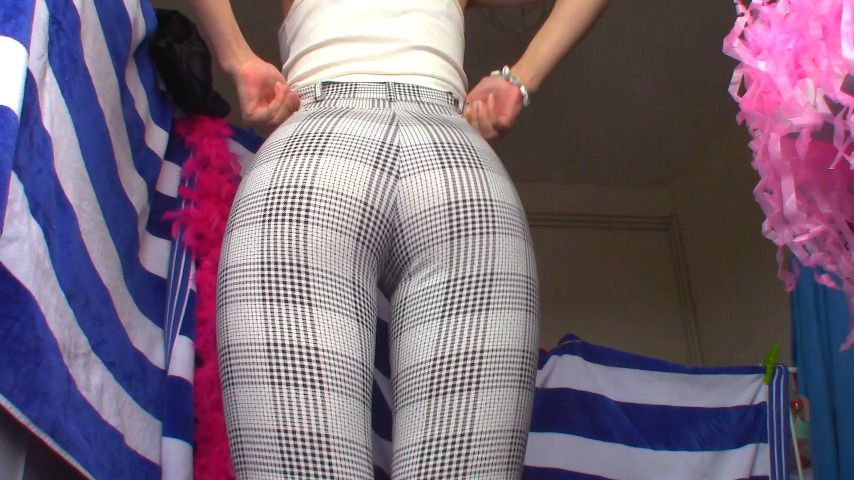 Mesmerize Ass And Camel Toe JOI