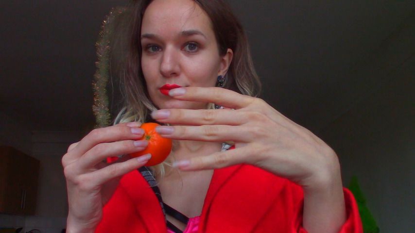 Natural NAILS Vs FRUIT