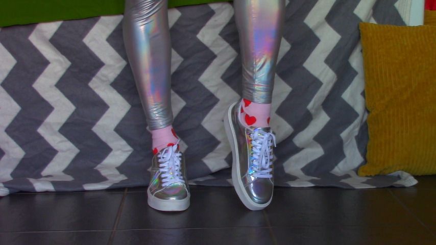 Holographic Shiny SNEAKERS SNIFF Slave