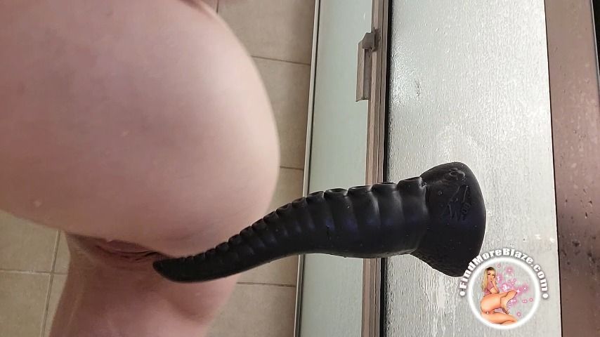 Tentacle Fucking in the Shower