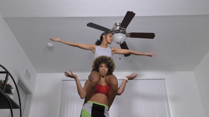 Honey &amp; Nahla: Lifting