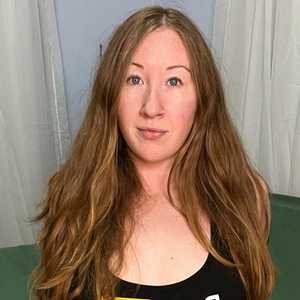 Ellie Rowyn avatar