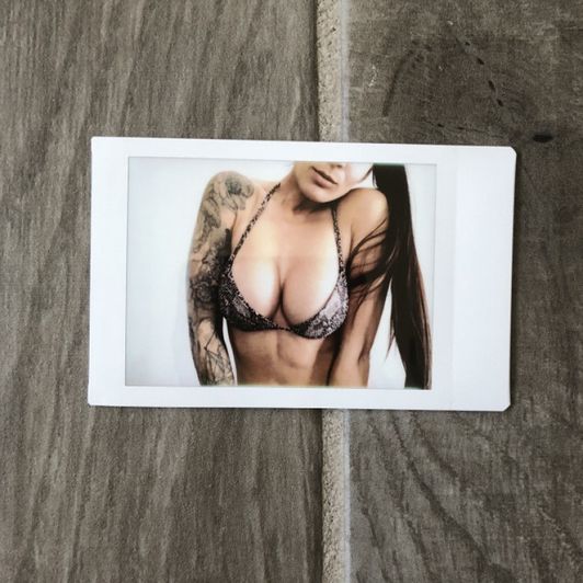Bikini Polaroid