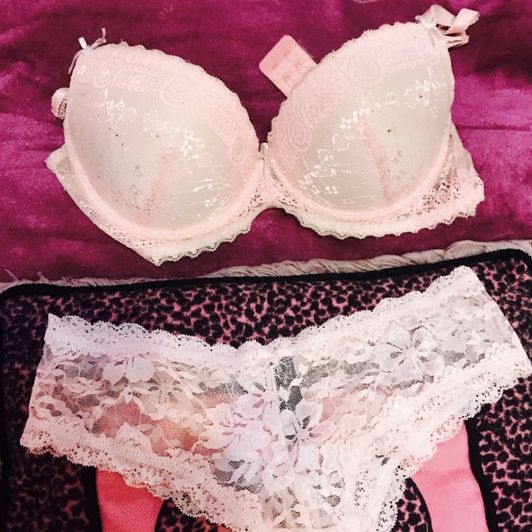 Light Pink Lace Panties and Bra Set