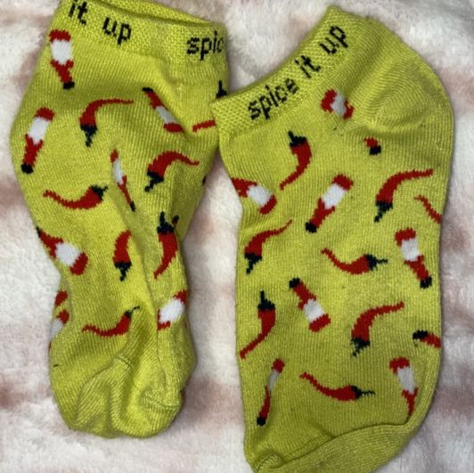 Dirty yellow chili socks