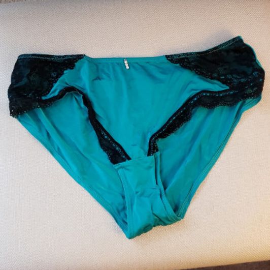Teal full back oanties with black lace