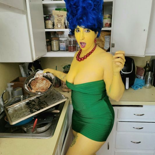 Marge Simpson Cosplay Photoset