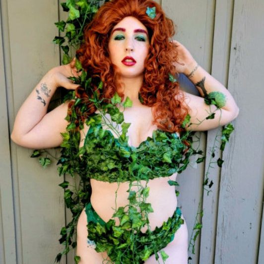 Poison Ivy Photoset