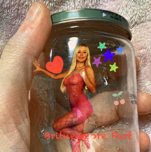 Britneymore Fart in jar