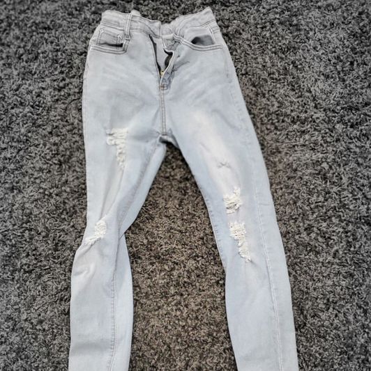 Jeans Worn in Pee Video by Dazz