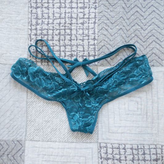 Turquoise lace lingerie set
