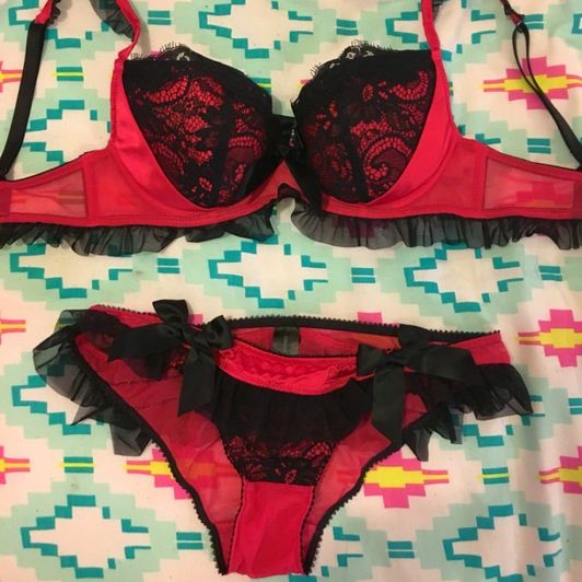 Red Luxury Lace Bra and Panties