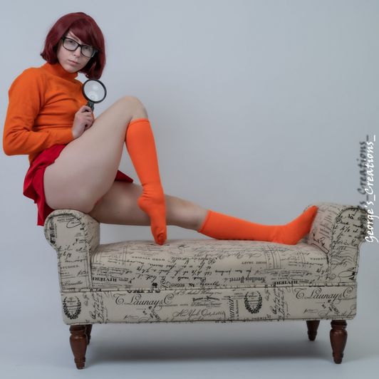 Photo Set: Velma