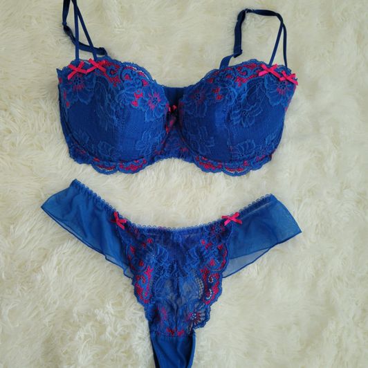 Blue and Red Ruffle Thong Set