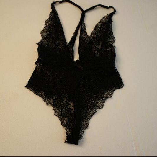Black Body in very sexy lace