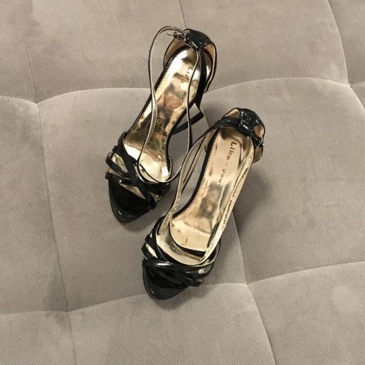 Black heels used in fetish vid
