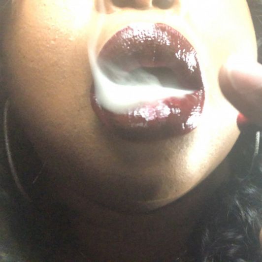 Smoky Big Disco Lips