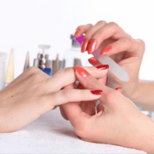 Gift me: Manicure