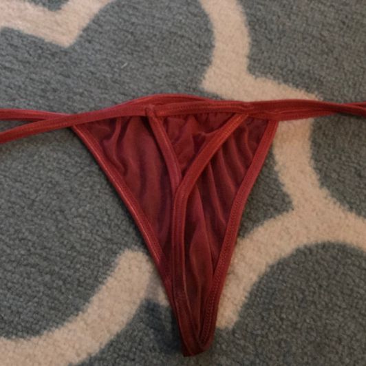 UNWASHED AND FRAGRANT THONG