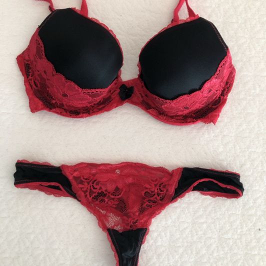 Black and Red Lace Bra and Panty Set