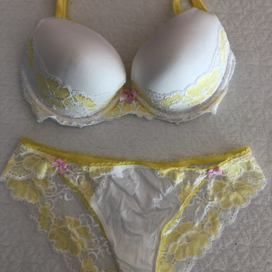 Yellow and White Lace Bra and Panty Set