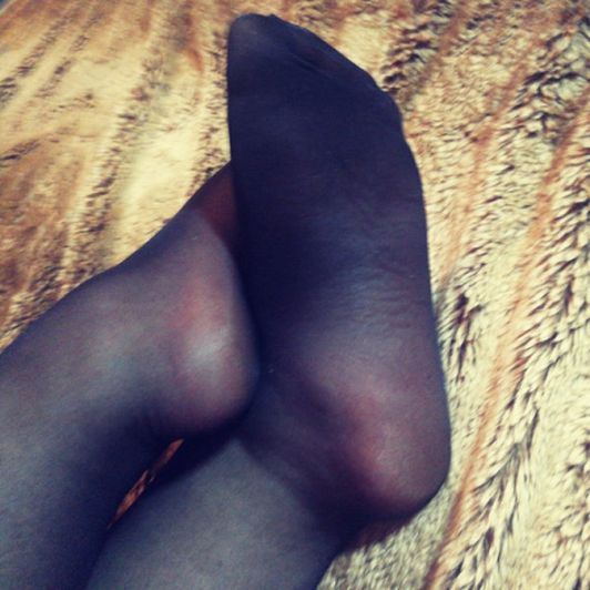 Nylon Feet