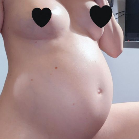 Pregnant naked and belly photos