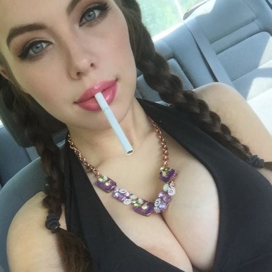 Very Sexy Smoking Fetish Photo Set