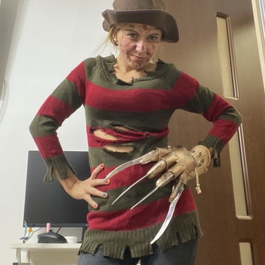 Freddy Krueger costume