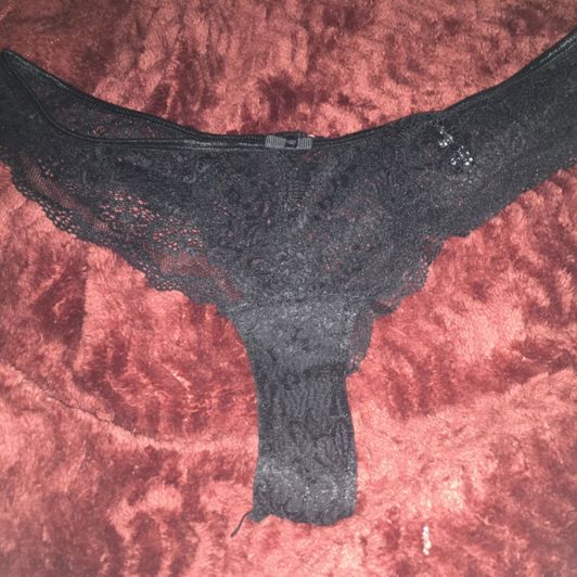 Black lace knickers and 5min video